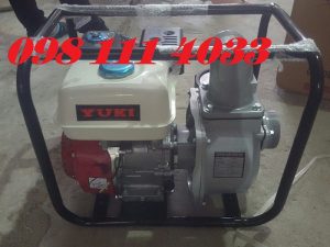 máy bơm nước chạy xăng